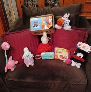 BARK BOX LARGE (TOYS ONLY!) 8 TOYS NWT